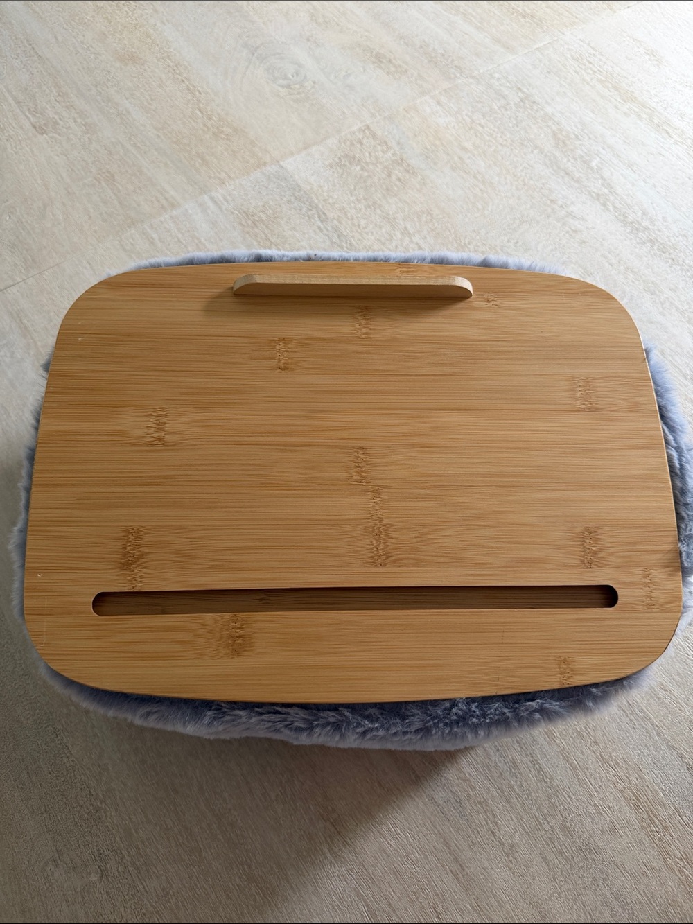 UGG Dawson Faux Fur Lap Desk - Picture 3 of 7